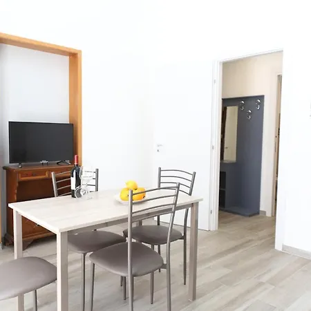Garibaldi Apartment Cefalu