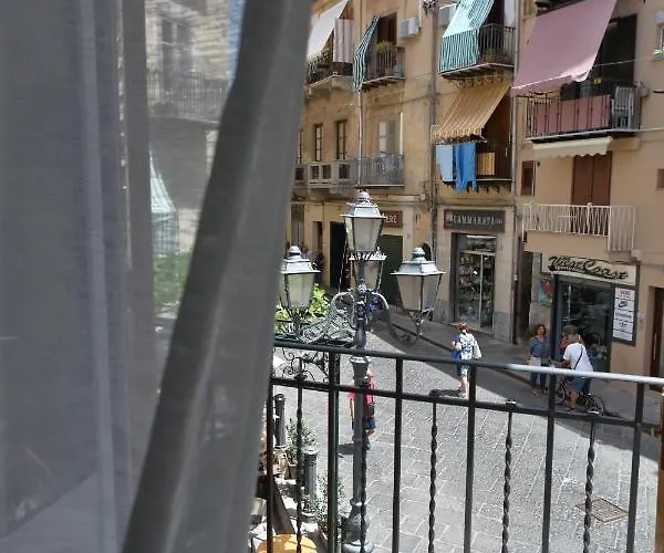 Daire Garibaldi Cefalù